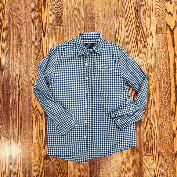 Vineyard Vines Boys’ Quarter Zip and Button Down - Picture 7 of 7